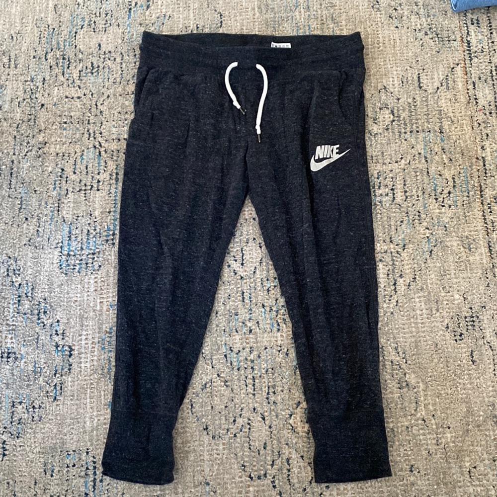 Grey nike sweatpants